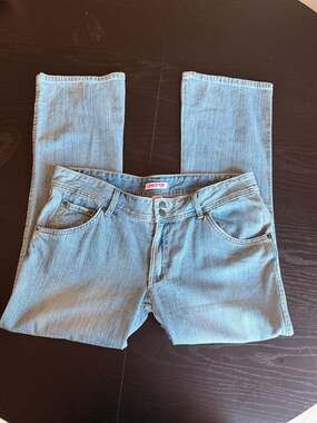 Dear AB Women's Light Wash 100% Cotton Jeans Size 12S